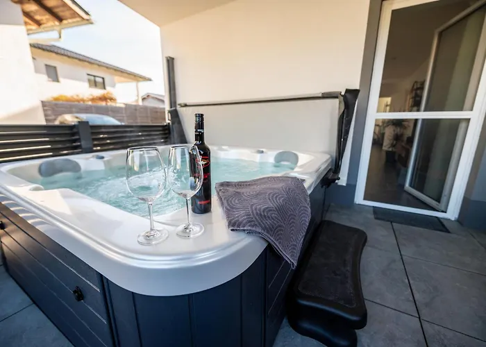 Schicke Wohnung In Seenaehe! Lengau fotorgafie