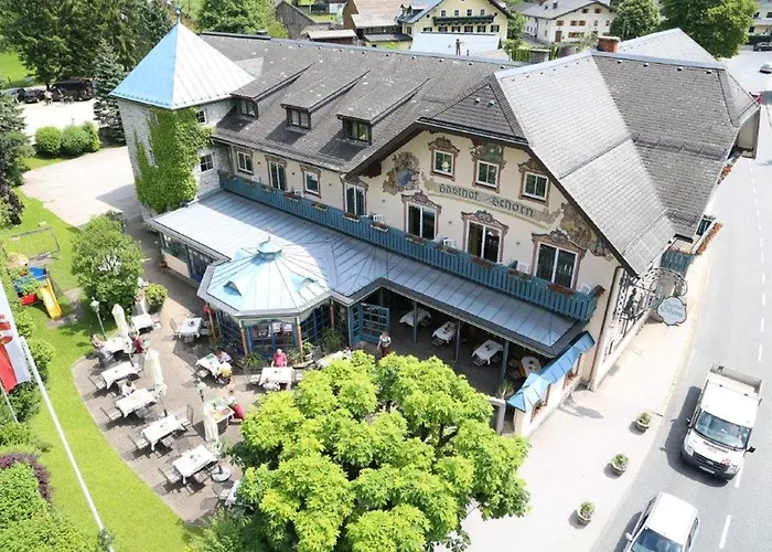 Gasthof Schorn Sankt Leonhard  photo