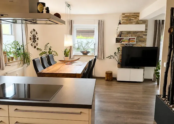 Moderne Ferienwohnung Mit Garten Und Carport, Naehe Salzburg Thalgau fotoğrafı