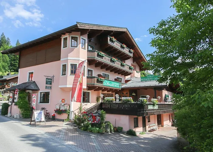 Landgasthof Neuwirt Hotel Lofer képek